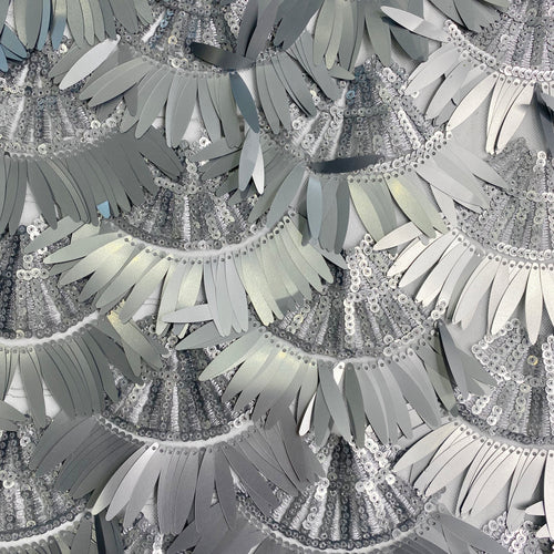 Paillets Scallop Fringe